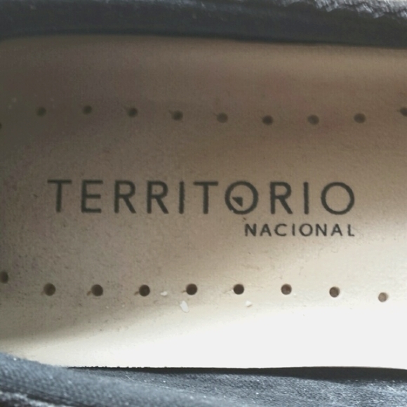 Black/White Loufers! - Picture 5 of 6